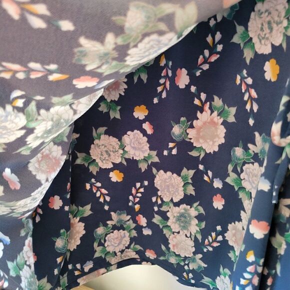 WORN ONCE AEROPOSTALE BLUE FLORAL WRAP STYLE DRESS SZ SMALL - Picture 12 of 16